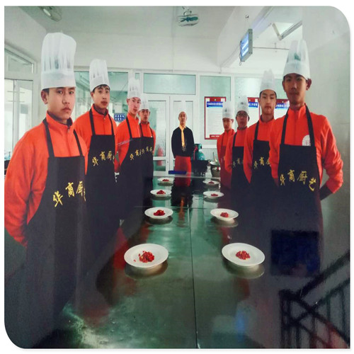 学厨师专业每天美味相伴