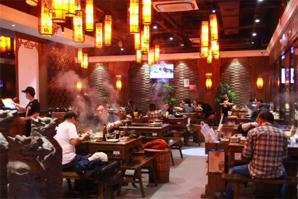 太给力！14省市领导带头到餐厅吃饭，官员纷纷为餐饮业打气！